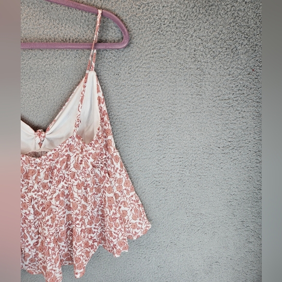 Francesca's X Blue Rain Rust Beige Floral Cropped Baby Doll Top Sz L Adj Straps - Picture 9 of 11